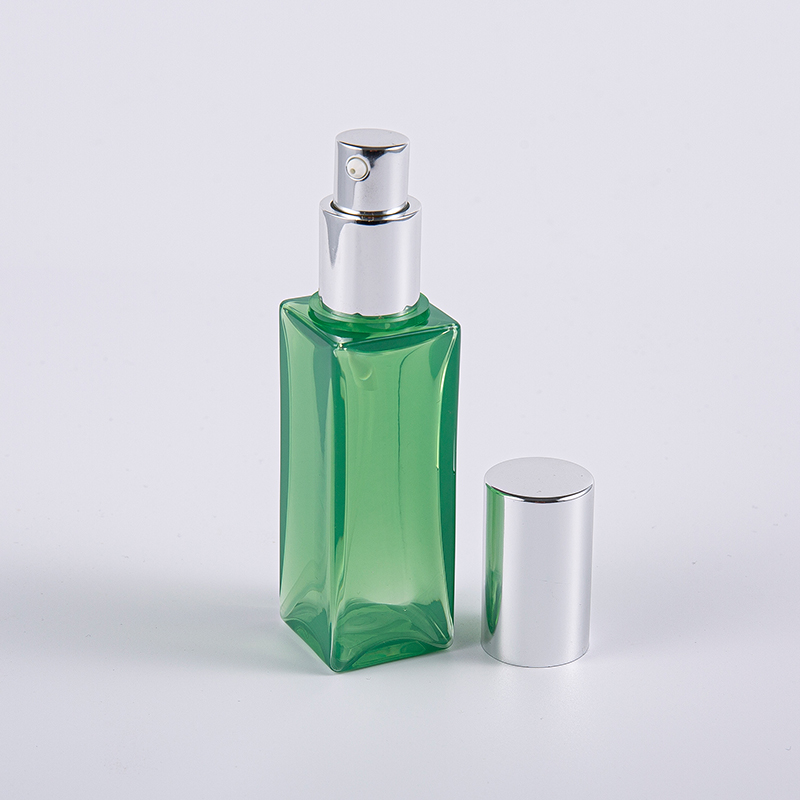 Dùng khi đi du lịch Kem dưỡng ẩm cho da mặt Chai kem dưỡng da vuông PETG 30ml 