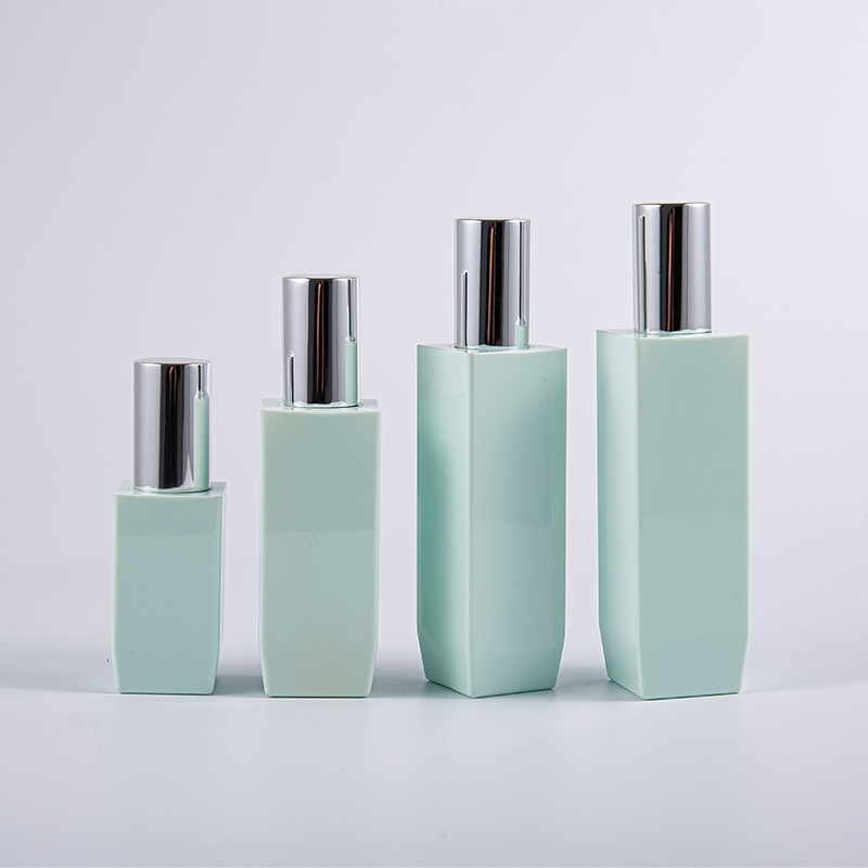 Tùy chọn nhiều màu sắc Hình vuông Chai kem dưỡng da dày 100ml PETG có nắp bơm bằng nhôm Tùy chọn nhiều màu sắc Hình vuông Chai kem dưỡng da dày 100ml PETG có nắp bơm bằng nhôm